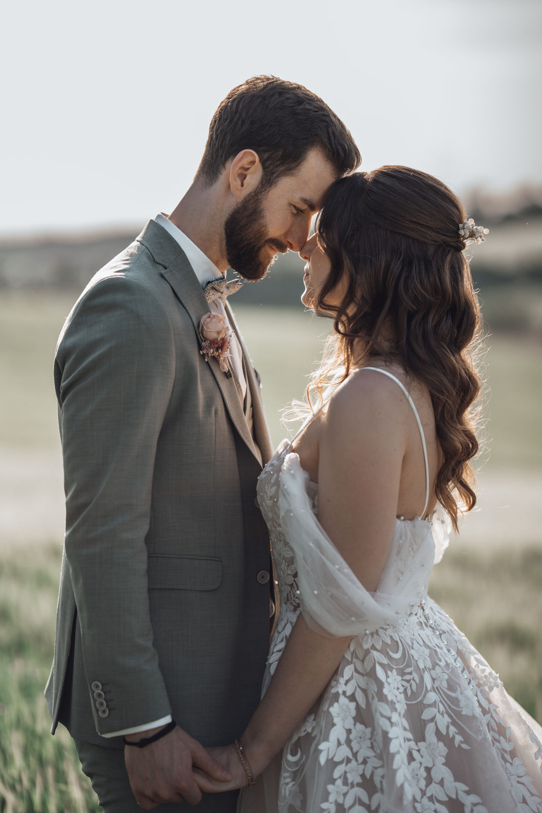 Brautpaar mit Hochzeitsfotograf Schwetzingen